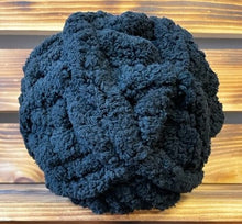 2.21.25, Friday 6:00 pm, Cozy Hand Knit Blanket EVENING CLASS