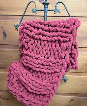 2.21.25, Friday 6:00 pm, Cozy Hand Knit Blanket EVENING CLASS